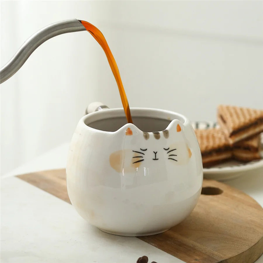 Cat Lover’s Mug – 380ml Ceramic Cup, Adorable Gift Idea